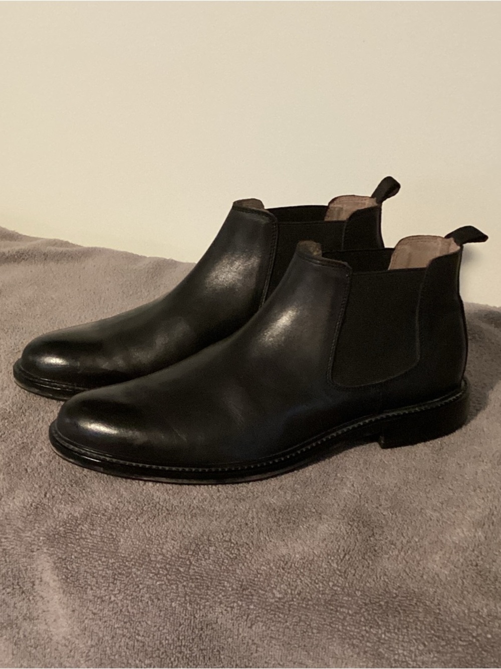 Banana Republic Black Leather Chukka Boots